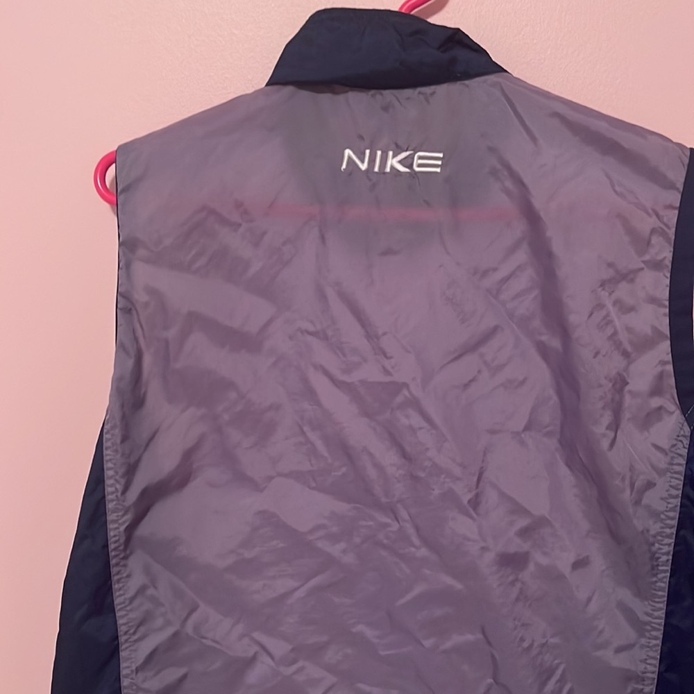Nike waterproof vest - Picture 4 of 6